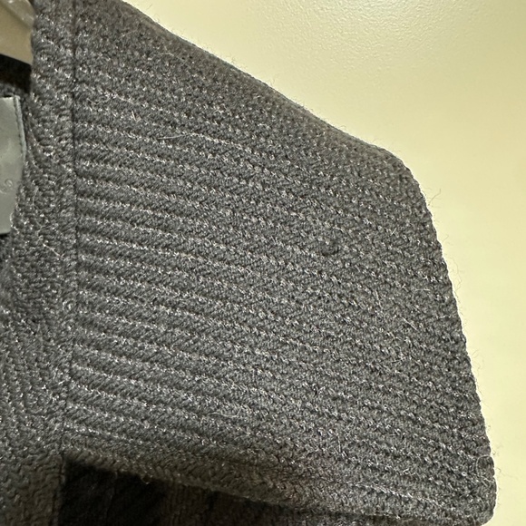 NWOT Stunning Designer Mackage Black Coat in Medium - Picture 9 of 14